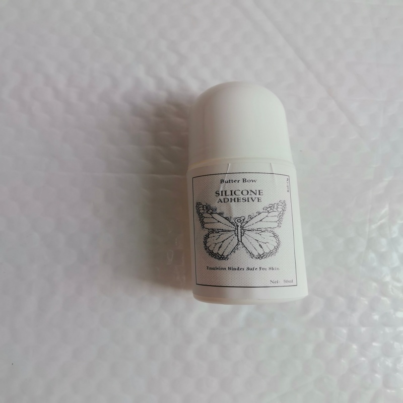 CD Silicone Adhesive Roll-On E - đánh giá và giá Strapless Bra Adhesive